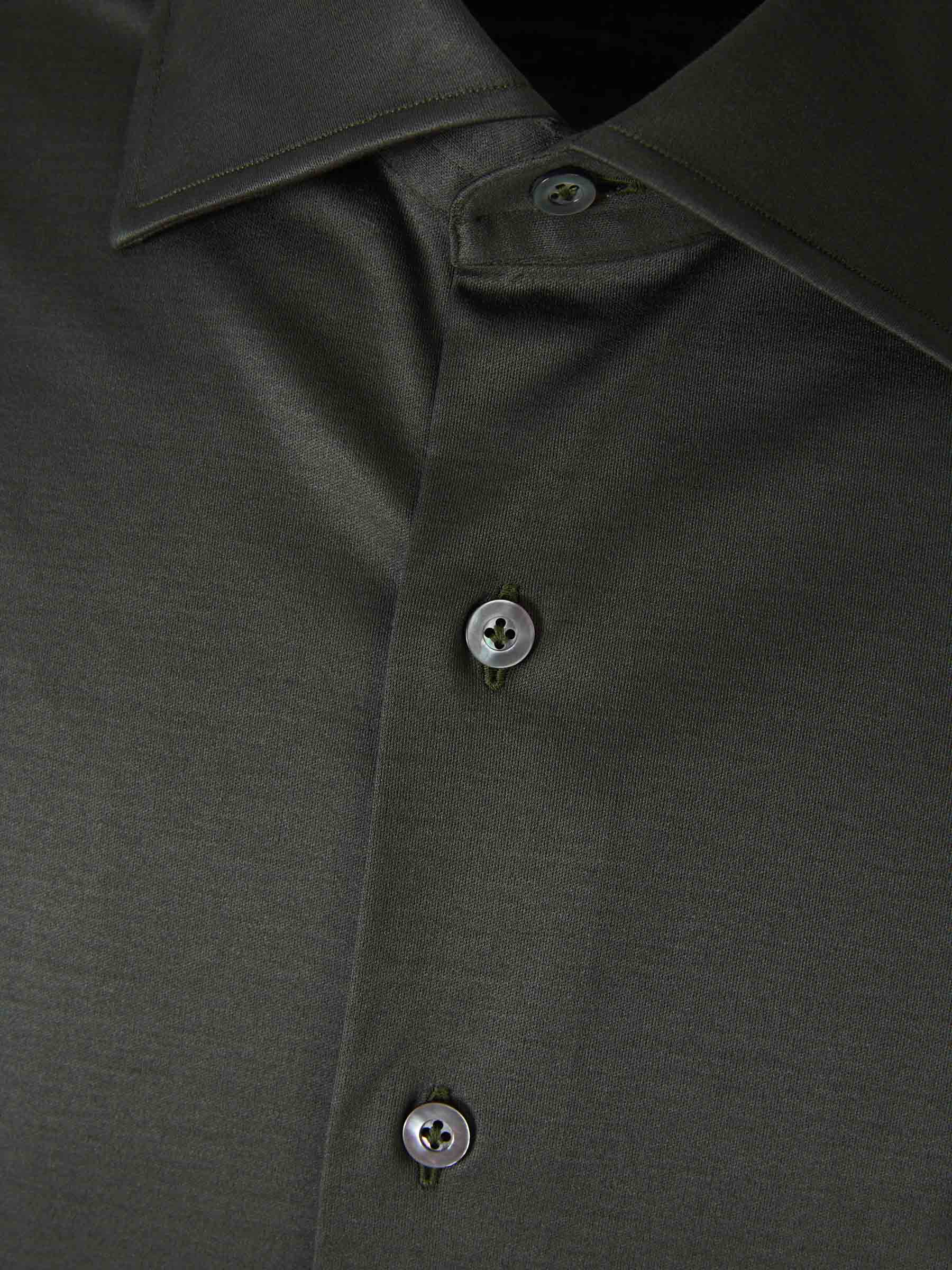 Fray Hombre Barcelona Camisa Micro Punto color Verde Militar sku 531-006072 01 - Foto 3