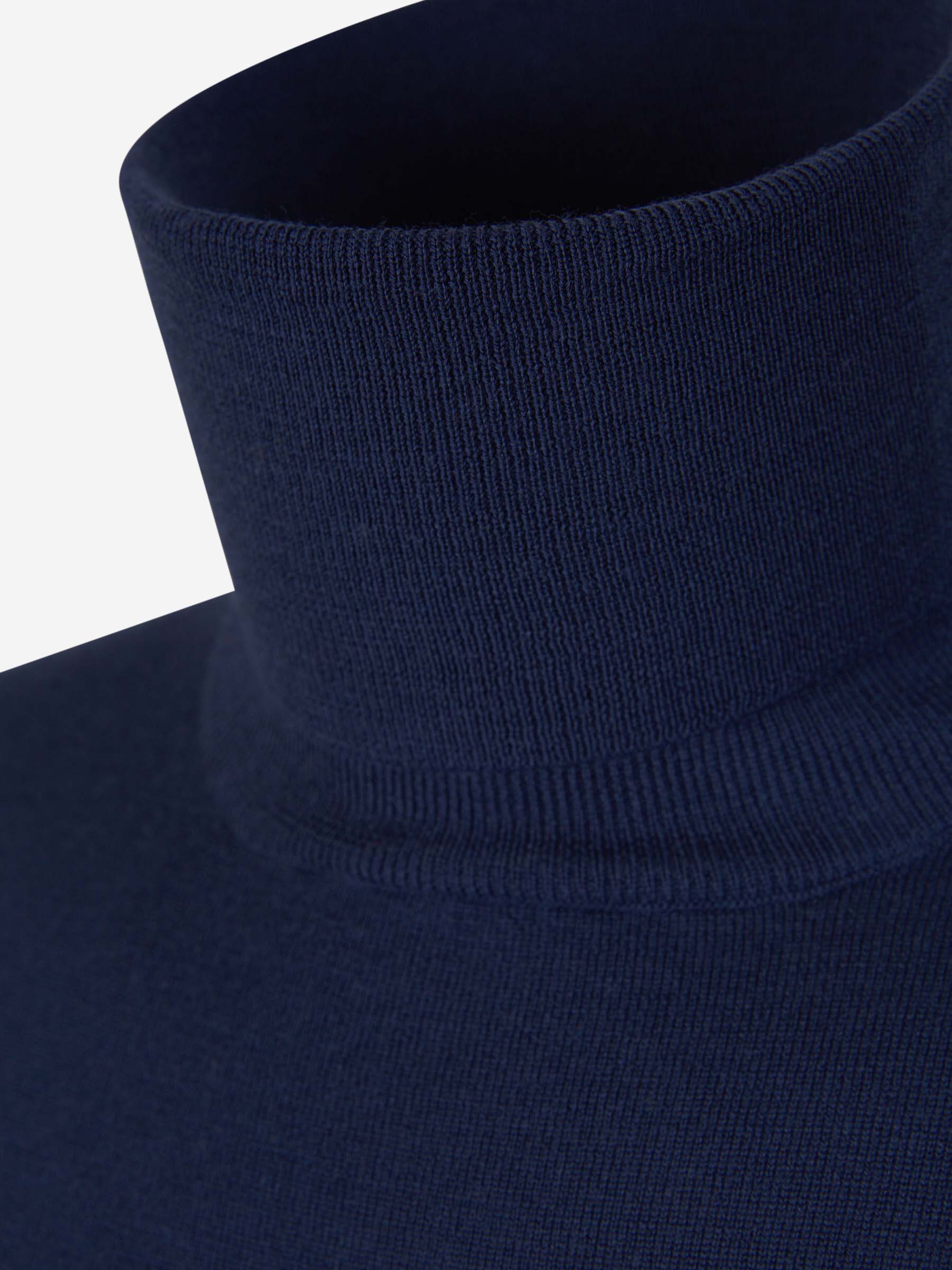 Zanone Hombre Barcelona Jersey Cuello Alto color Azul Marino sku 542-002132 06 - Foto 3
