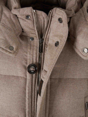 Moorer Hombre Barcelona Plumífero Largo Gorner color Taupe sku 502-001649 01 - Foto 3