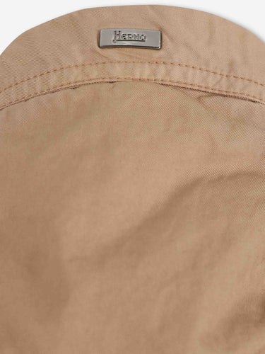 Herno Hombre Barcelona Chaqueta con Capucha color Camel sku 502-001672 01 - Foto 3