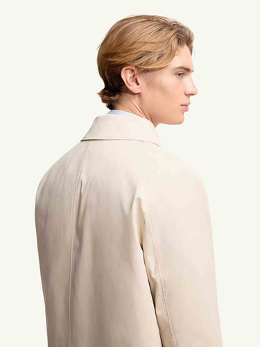 Moncler  Barcelona Parka Plumífera Kervoyal color Beige sku 502-001676 01 - Foto 4