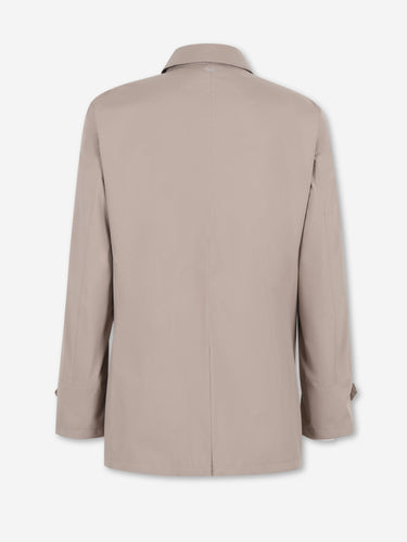 Herno Hombre Barcelona Gabardina Corta Técnica color Taupe sku 503-000240 01 - Foto 2