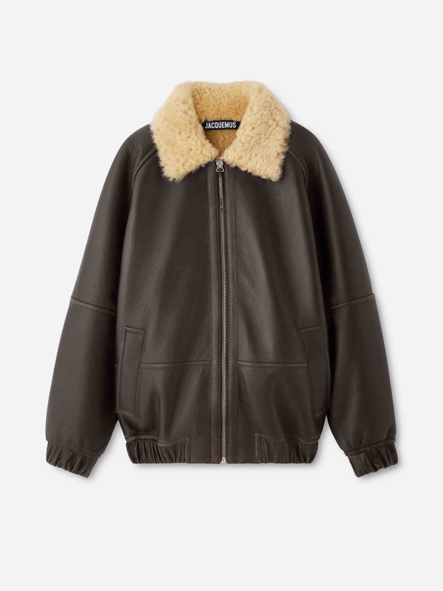 Jacquemus Hombre Barcelona Chaqueta Bombay color Marrón Oscuro sku 511-000631 01 - Foto 1