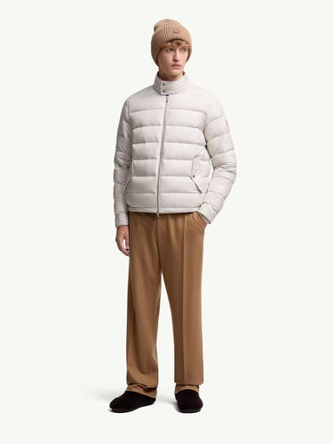 Moncler Hombre Barcelona Plumífero Corto Phrier color Marfil sku 512-002650 01 - Foto 2