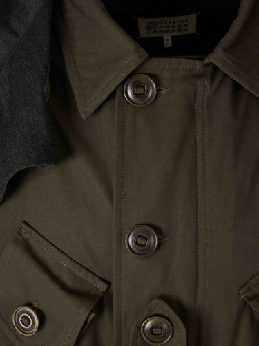 Maison Margiela Hombre Barcelona Parka Multi Bolsillos color Verde Militar sku 512-002676 01 - Foto 3