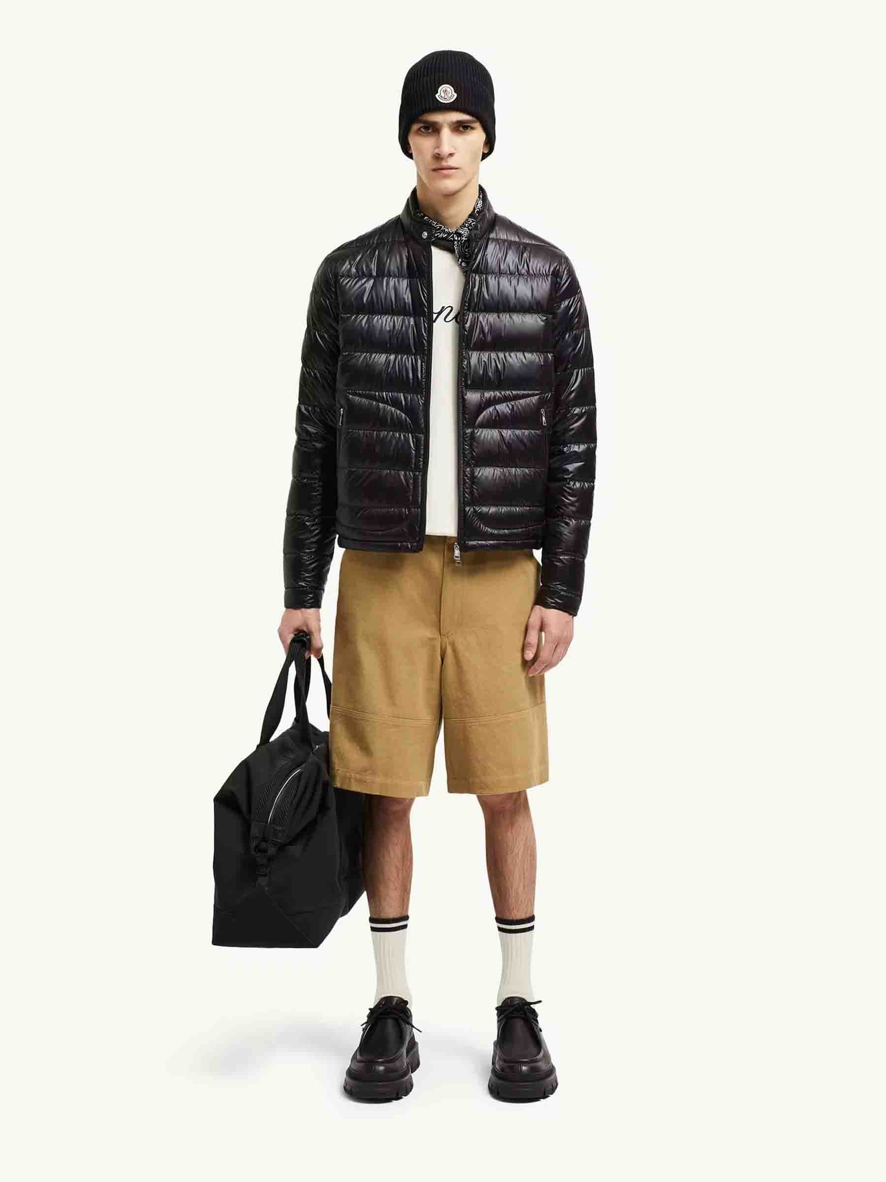 Moncler Hombre Barcelona Plumífero Corto Acorus color Negro sku 512-002798 01 - Foto 2