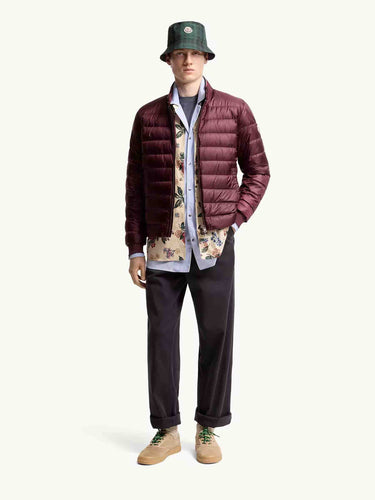 Moncler Hombre Barcelona Plumífero Corto Rigel color Burdeos sku 512-002800 01 - Foto 2