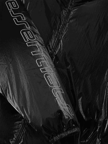 Fear of God Essentials Hombre Barcelona Plumífero Corto Técnico color Negro sku 512-002858 01 - Foto 4