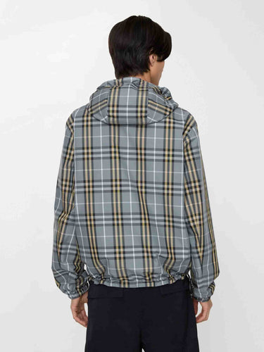 Burberry Hombre Barcelona Chaqueta Técnica Reversible color Azul Celeste sku 512-002867 01 - Foto 3