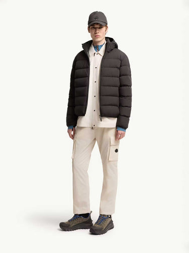 Moncler Hombre Barcelona Plumífero Corto Arajoki color Negro sku 512-002952 01 - Foto 2