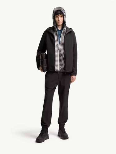 Moncler Hombre Barcelona Plumífero Técnico Ciampolin color Negro sku 512-002955 02 - Foto 2