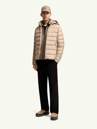 Moncler Hombre Barcelona Plumífero Corto Arneb color Beige sku 512-002957 01 - Foto 2
