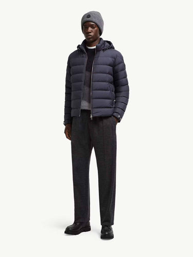 Moncler Hombre Barcelona Plumífero Corto Arneb color Azul Marino sku 512-002957 02 - Foto 2