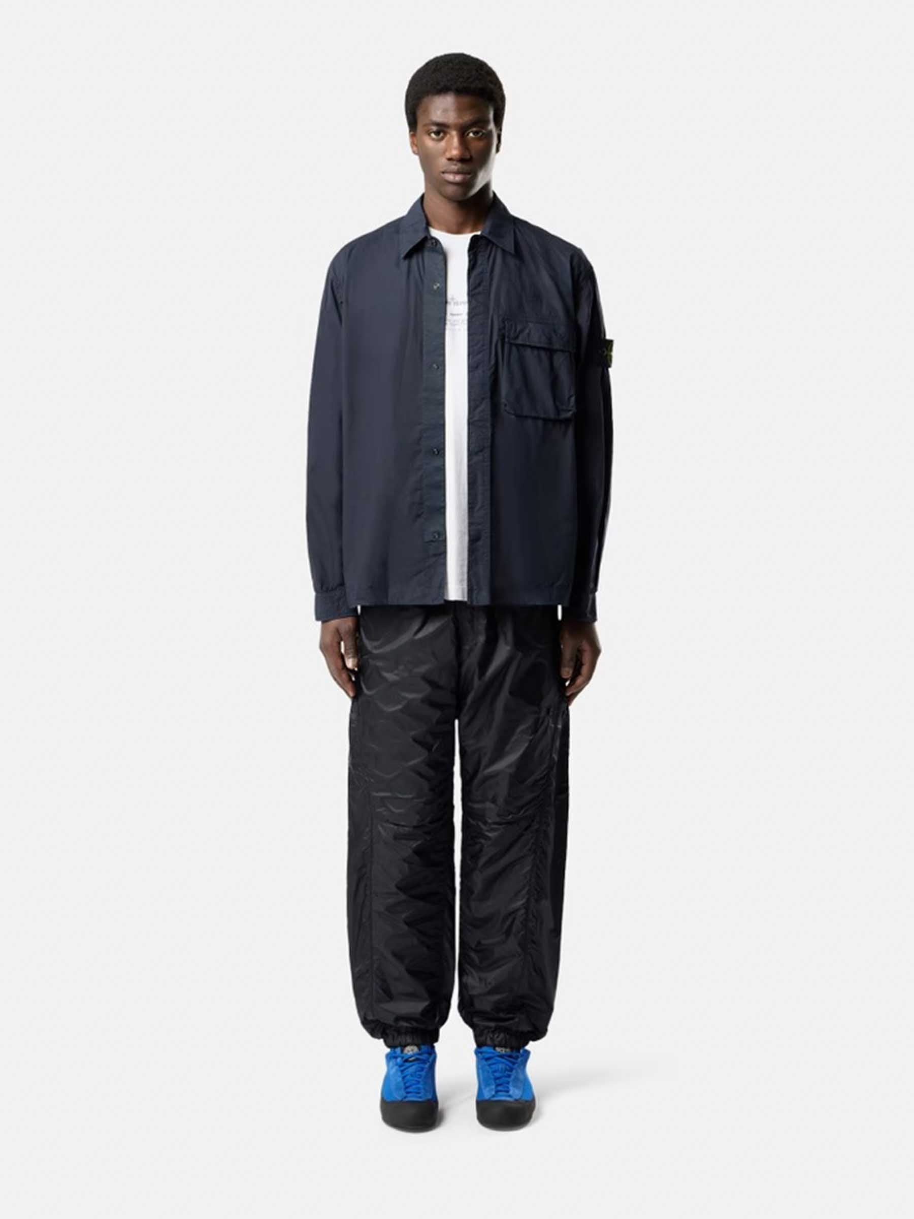 Stone Island Hombre Barcelona Sobrecamisa Paracadute color Azul Noche sku 513-000126 01 - Foto 2