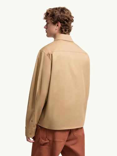 Moncler Hombre Barcelona Chaqueta Camisera Gabardina color Camel sku 513-000131 01 - Foto 3