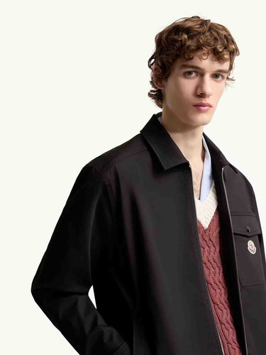 Moncler Hombre Barcelona Chaqueta Camisera Gabardina color Negro sku 513-000131 02 - Foto 4