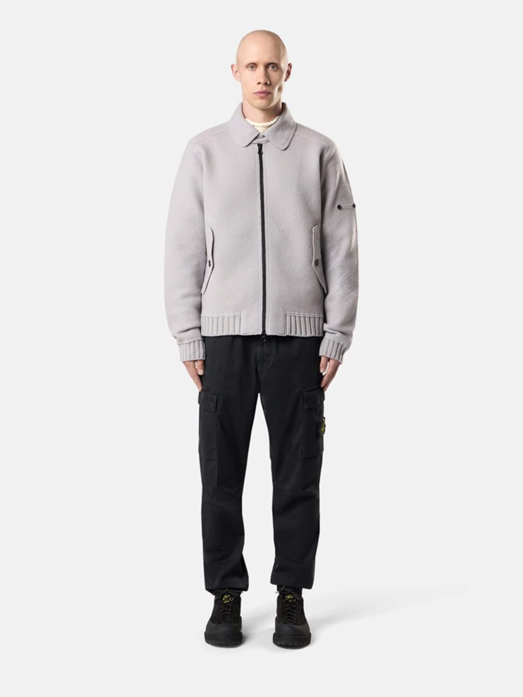 Stone Island Hombre Barcelona Pantalones Cargo Stretch color Negro sku 521-003378 03 - Foto 2