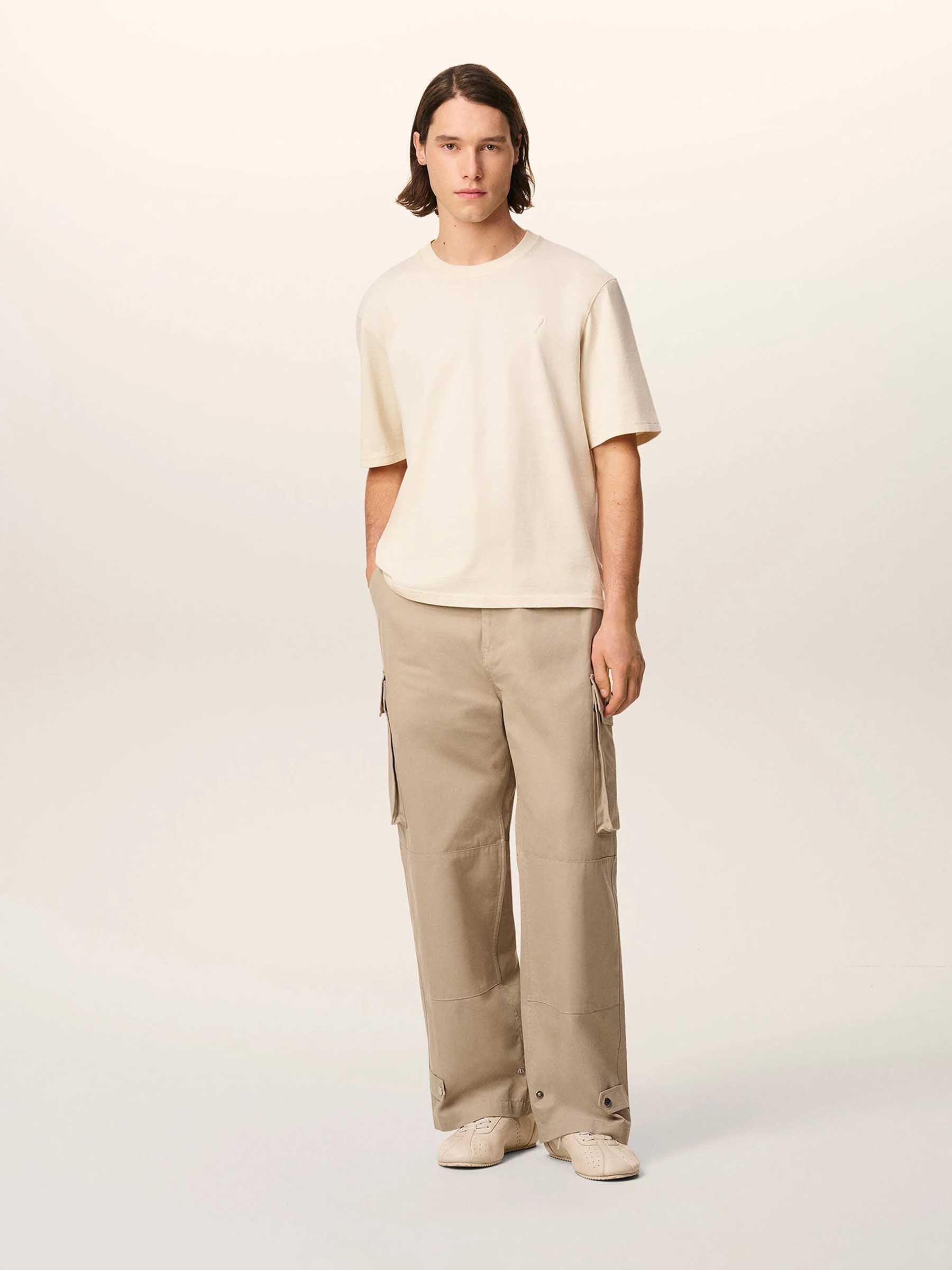 Ami Paris Hombre Barcelona Pantalones Cargo Algodón color Beige sku 521-003413 01 - Foto 2