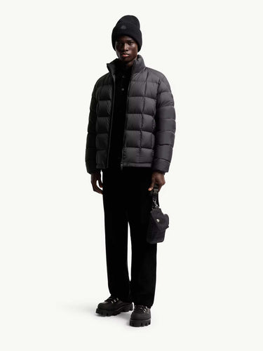 Moncler Hombre Barcelona Pantalones Pana color Negro sku 521-003418 01 - Foto 2