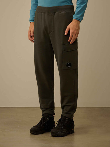 C.P. Company Hombre Barcelona Joggers Deportivos Lente color Verde Oscuro sku 521-003443 02 - Foto 3