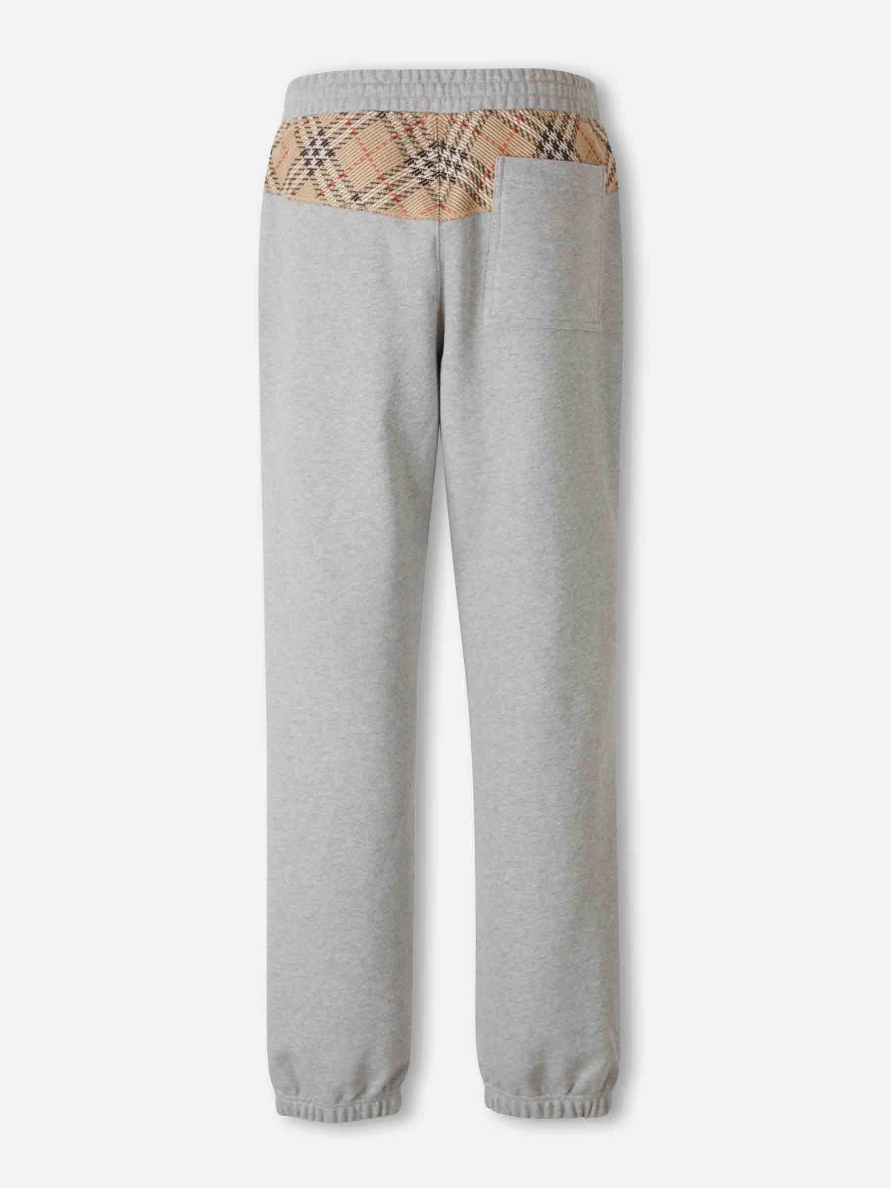 Burberry Hombre Barcelona Joggers Deportivos Cuadros color Gris sku 521-003508 01 - Foto 2
