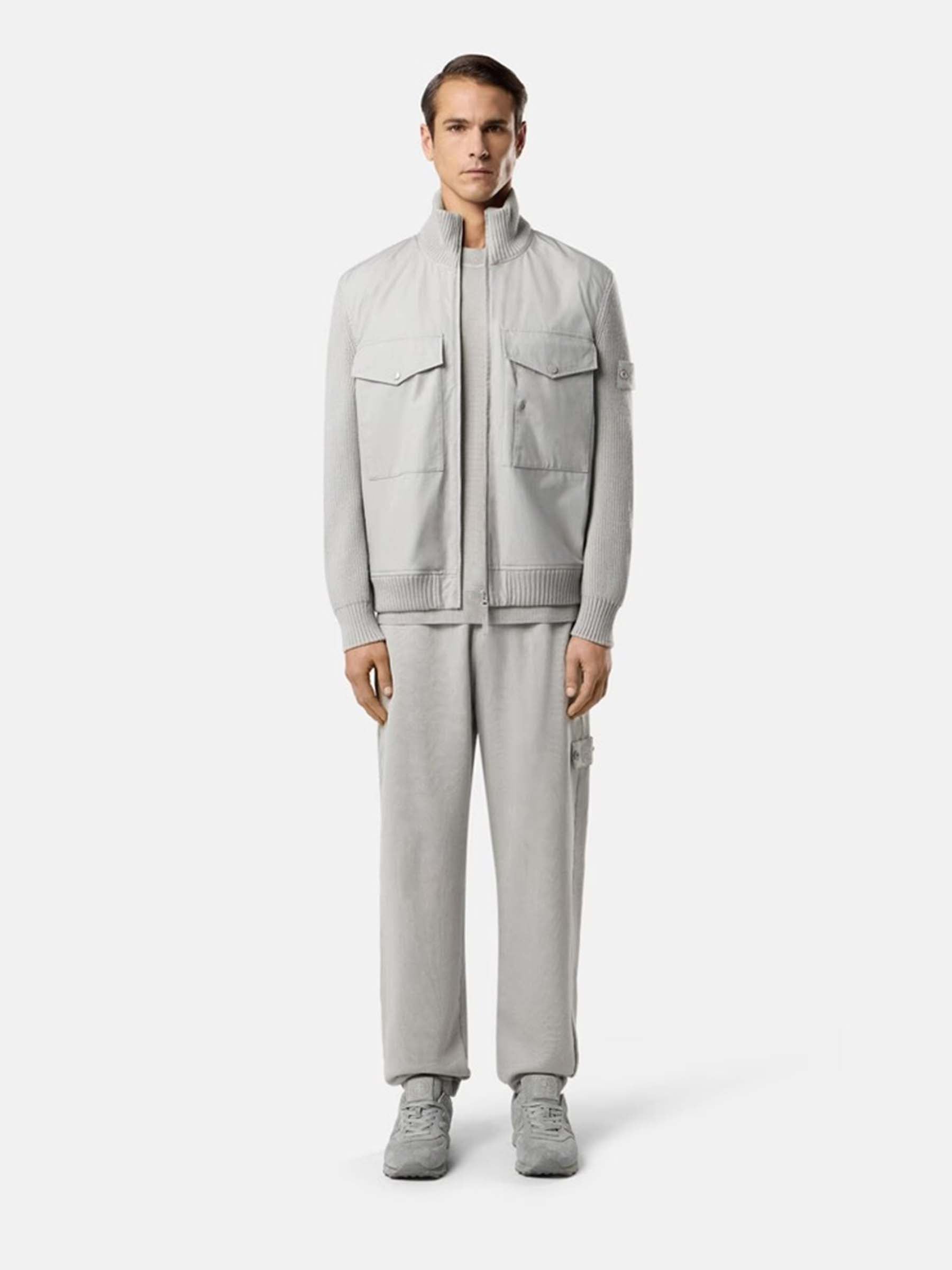 Stone Island Hombre Barcelona Joggers Algodón color Gris Claro sku 521-003545 01 - Foto 2