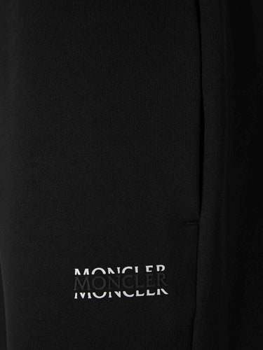 Moncler  Barcelona Joggers Algodón Logotipo color Negro sku 521-003554 01 - Foto 4