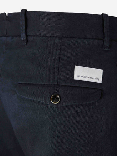 Nine in the morning Hombre Barcelona Pantalones Chinos Philip color Azul Marino sku 521-003564 01 - Foto 4