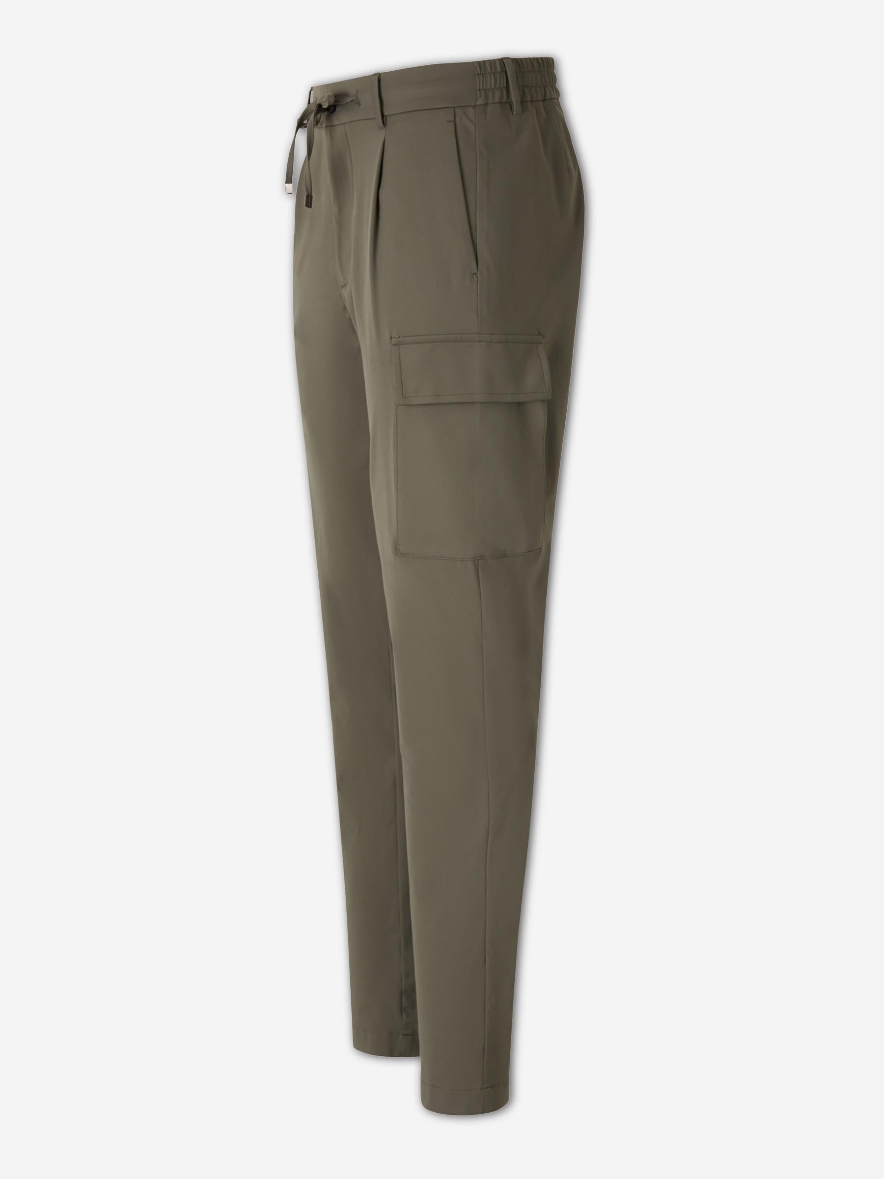 Berwich Hombre Barcelona Pantalones Rectos Cargo color Verde Militar sku 521-003631 01 - Foto 2