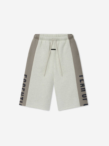 Fear of God Essentials Hombre Barcelona Bermudas Deporivas Paneles color Gris Claro sku 521-003657 01 - Foto 1