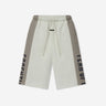 Fear of God Essentials Hombre Barcelona Bermudas Deporivas Paneles color Gris Claro sku 521-003657 01 - Foto 1