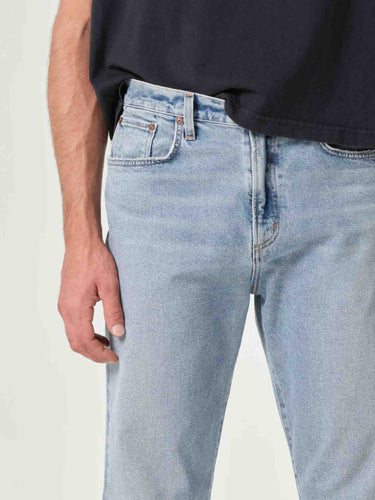 Agolde Hombre Barcelona Jeans Rectos Curtis color Azul Denim Claro sku 522-003014 01 - Foto 4