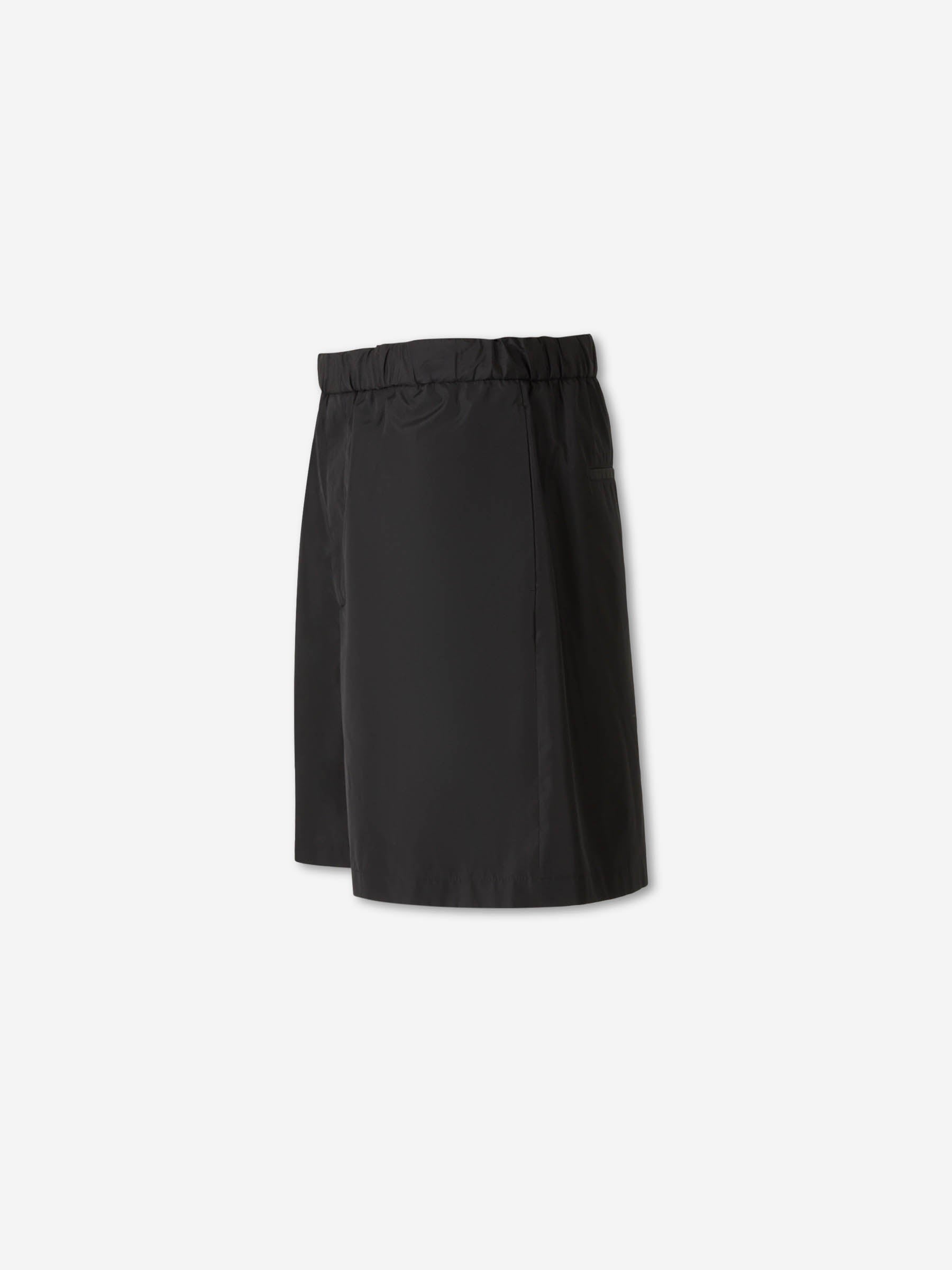 Jil Sander Hombre Barcelona Bermudas Anchas Técnicas color Negro sku 523-001222 01 - Foto 2