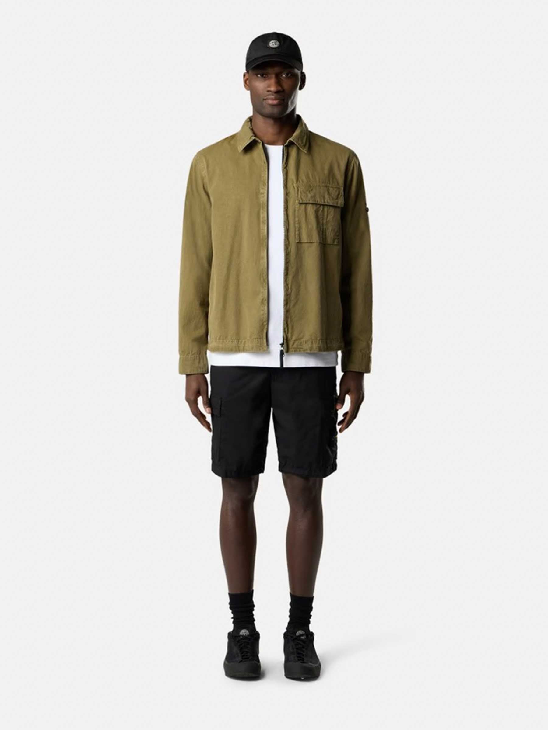 Stone Island Hombre Barcelona Bermudas Cargo Algodón color Negro sku 523-001258 01 - Foto 2