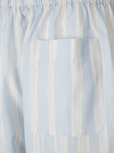Jacquemus Hombre Barcelona Bermudas Rectas color Azul Celeste sku 523-001288 01 - Foto 4