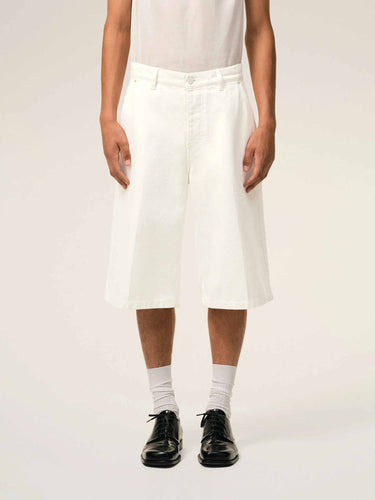 Ami Paris Hombre Barcelona Bermudas Anchas color Crema sku 523-001299 01 - Foto 3
