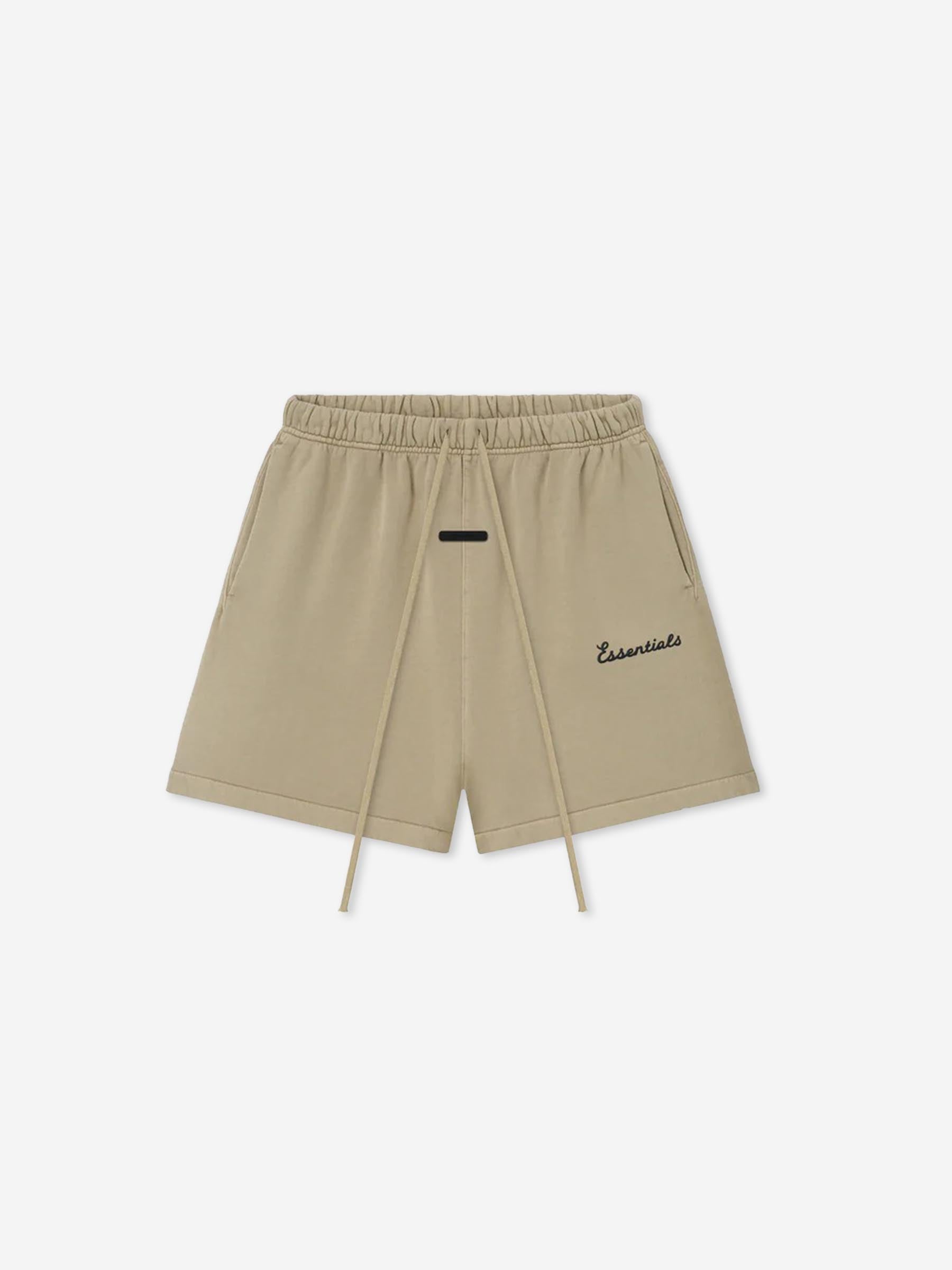 Fear of God Essentials Hombre Barcelona Bermudas Training Classic color Camel sku 523-001368 01 - Foto 1