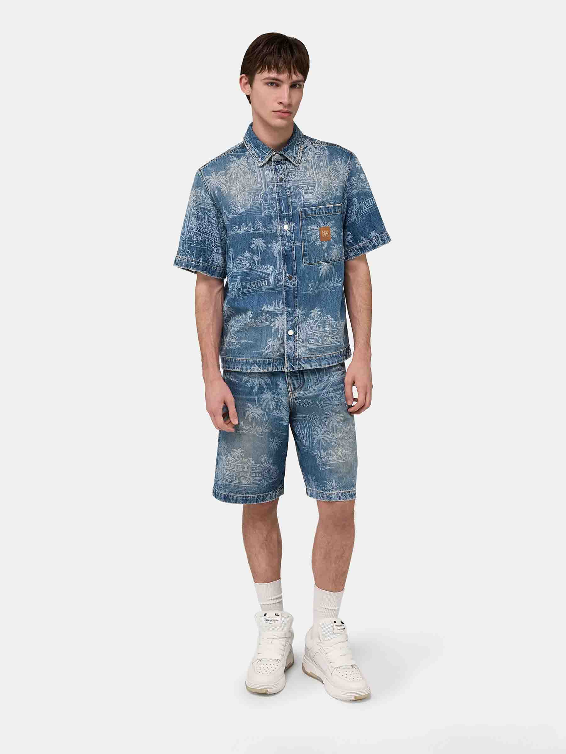 Amiri Hombre Barcelona Camisa Denim Chateau color Azul Denim sku 532-000728 01 - Foto 2