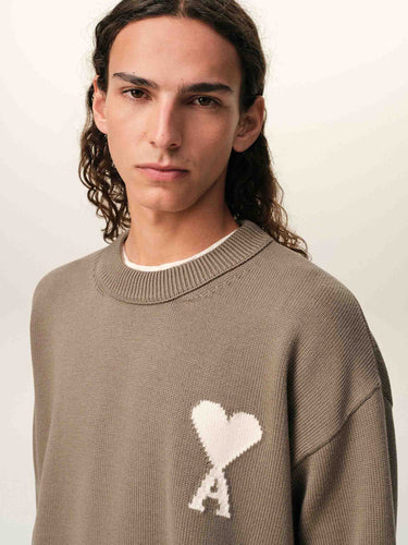 Ami Paris Hombre Barcelona Jersey Cuello Redondo color Taupe sku 542-002586 01 - Foto 4