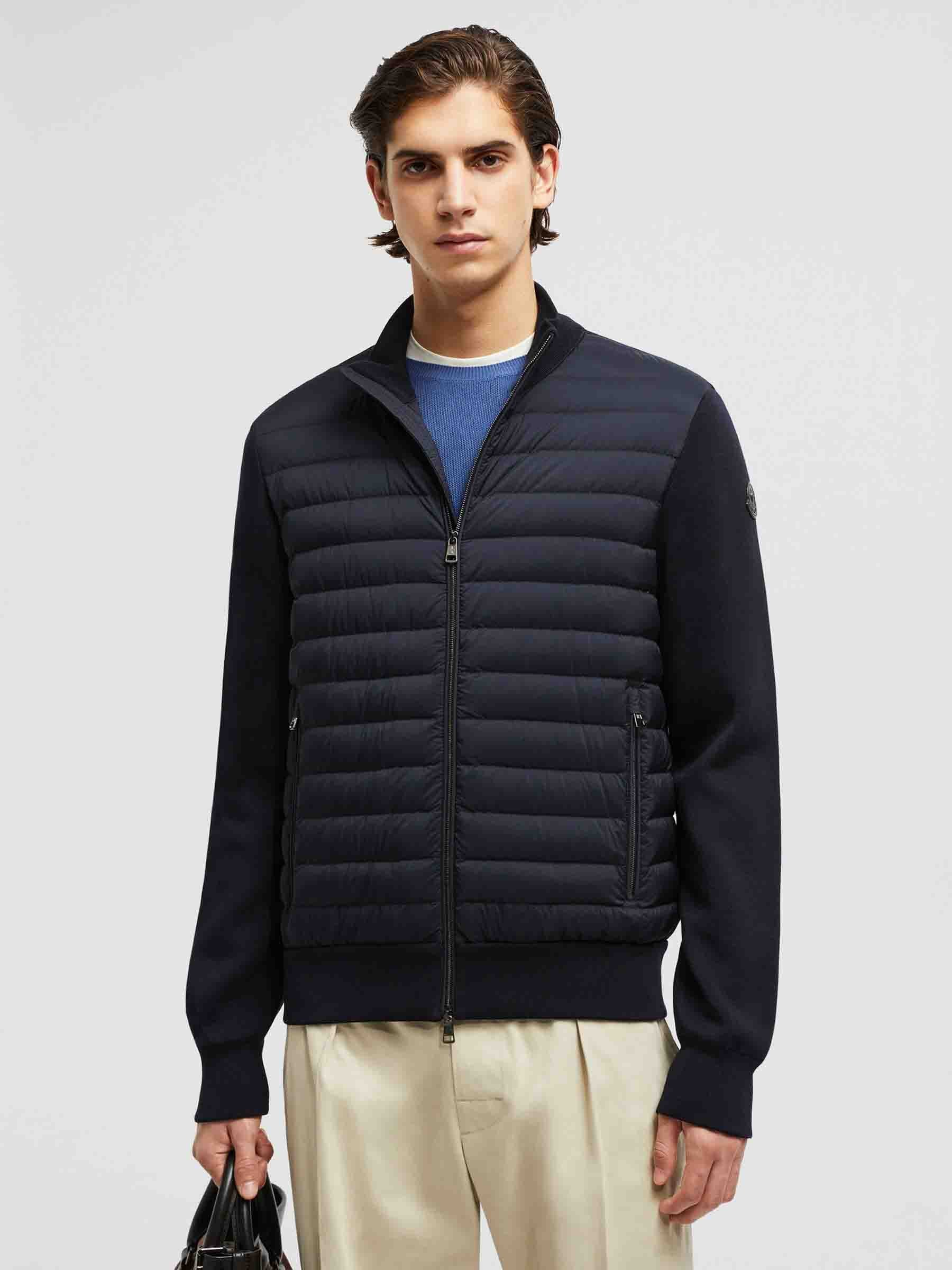 Moncler Hombre Barcelona Chaqueta Punto Acolchada color Negro sku 543-000995 01 - Foto 2