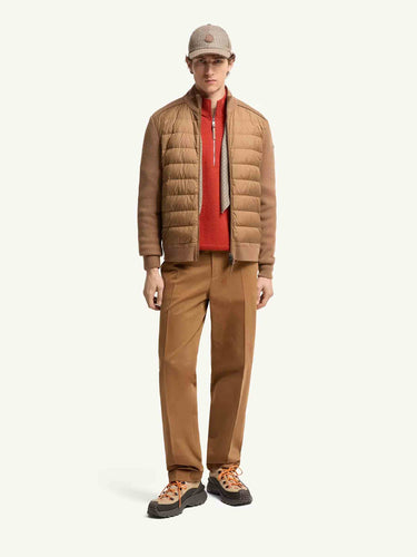 Moncler Hombre Barcelona Cárdigan Acolchado Cremallera color Camel sku 543-001114 01 - Foto 2