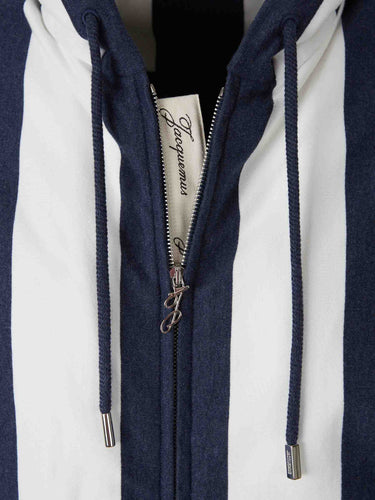 Jacquemus Le Plage Hombre Barcelona Chaleco Capucha Marinière color Azul Marino sku 544-000627 01 - Foto 3