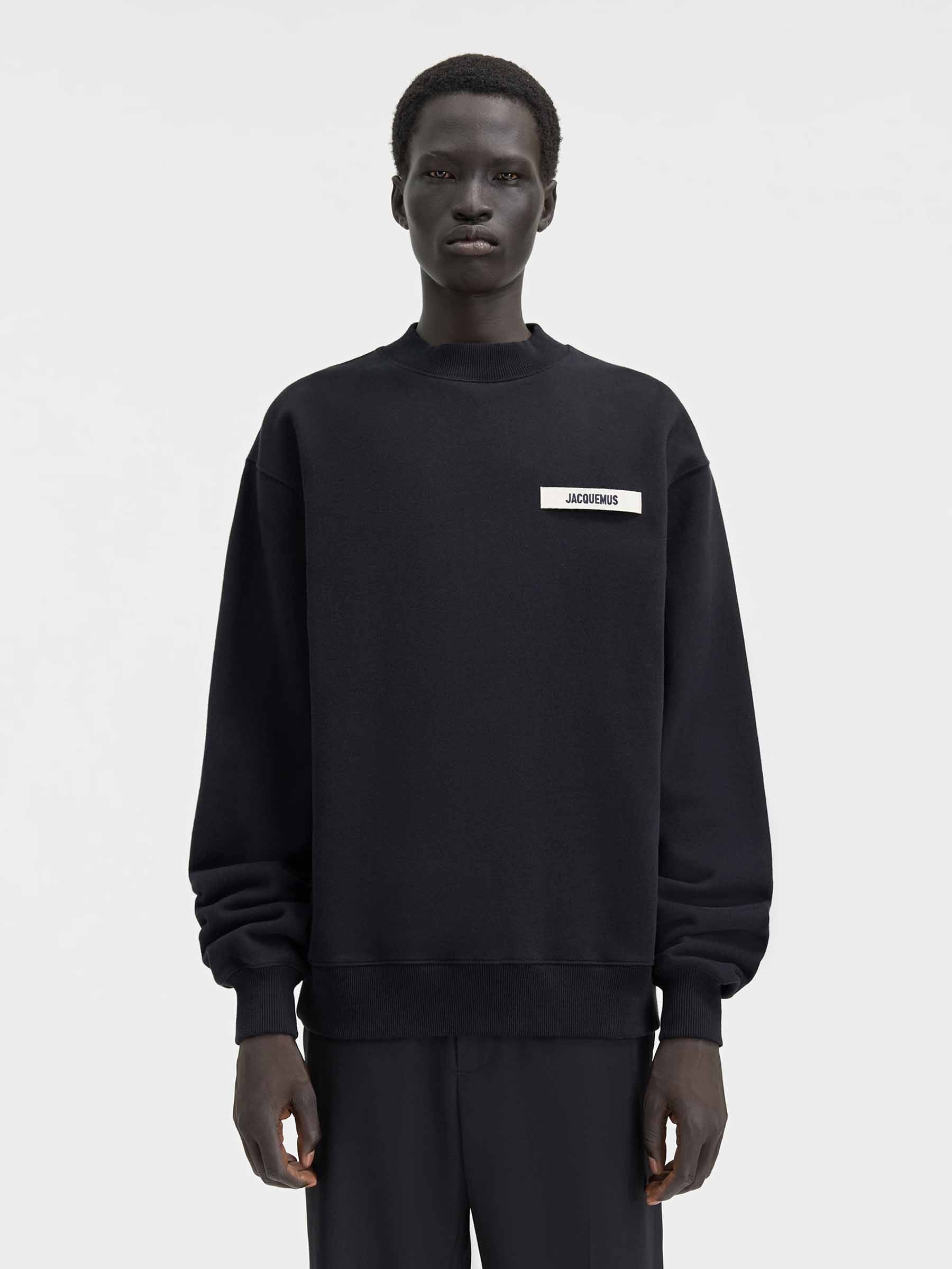 Jacquemus Hombre Barcelona Sudadera Gros Grain color Negro sku 545-001888 02 - Foto 2