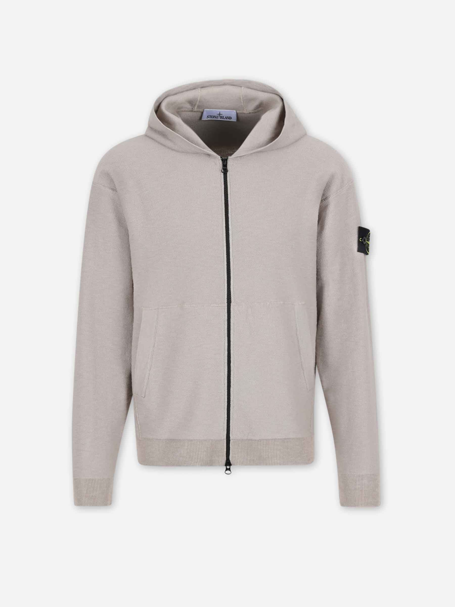 Stone Island Hombre Barcelona Sudadera Capucha Cremallera color Camel sku 545-002038 01 - Foto 1