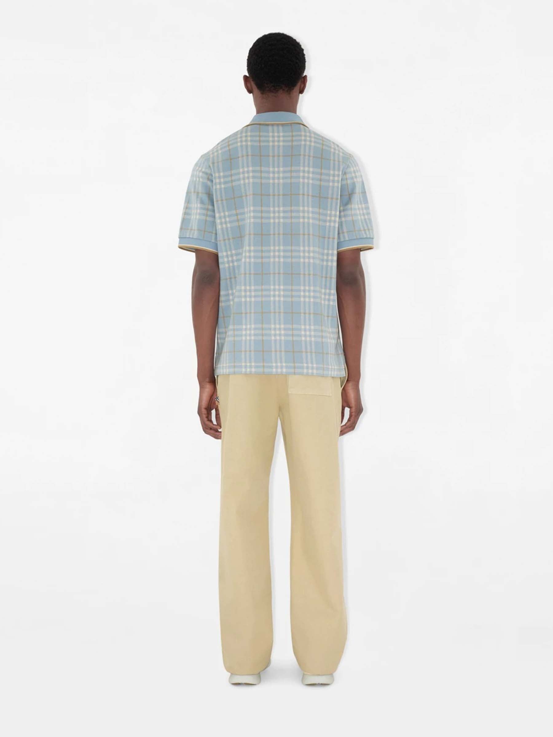 Burberry Hombre Barcelona Polo Check Algodón color Azul Celeste sku 552-001614 02 - Foto 2