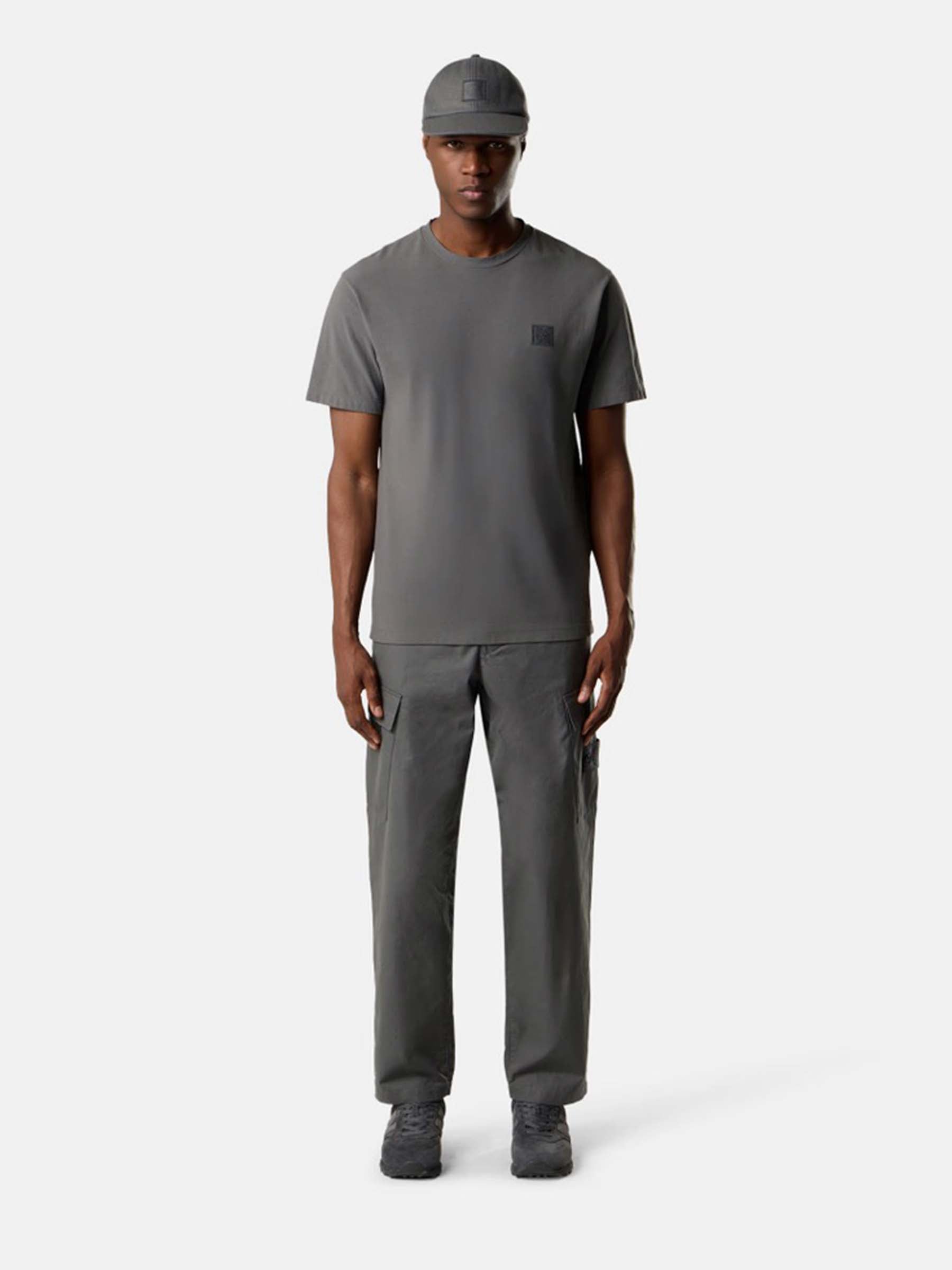 Stone Island Hombre Barcelona Camiseta Cuello Redondo color Gris Oscuro sku 553-004395 01 - Foto 2