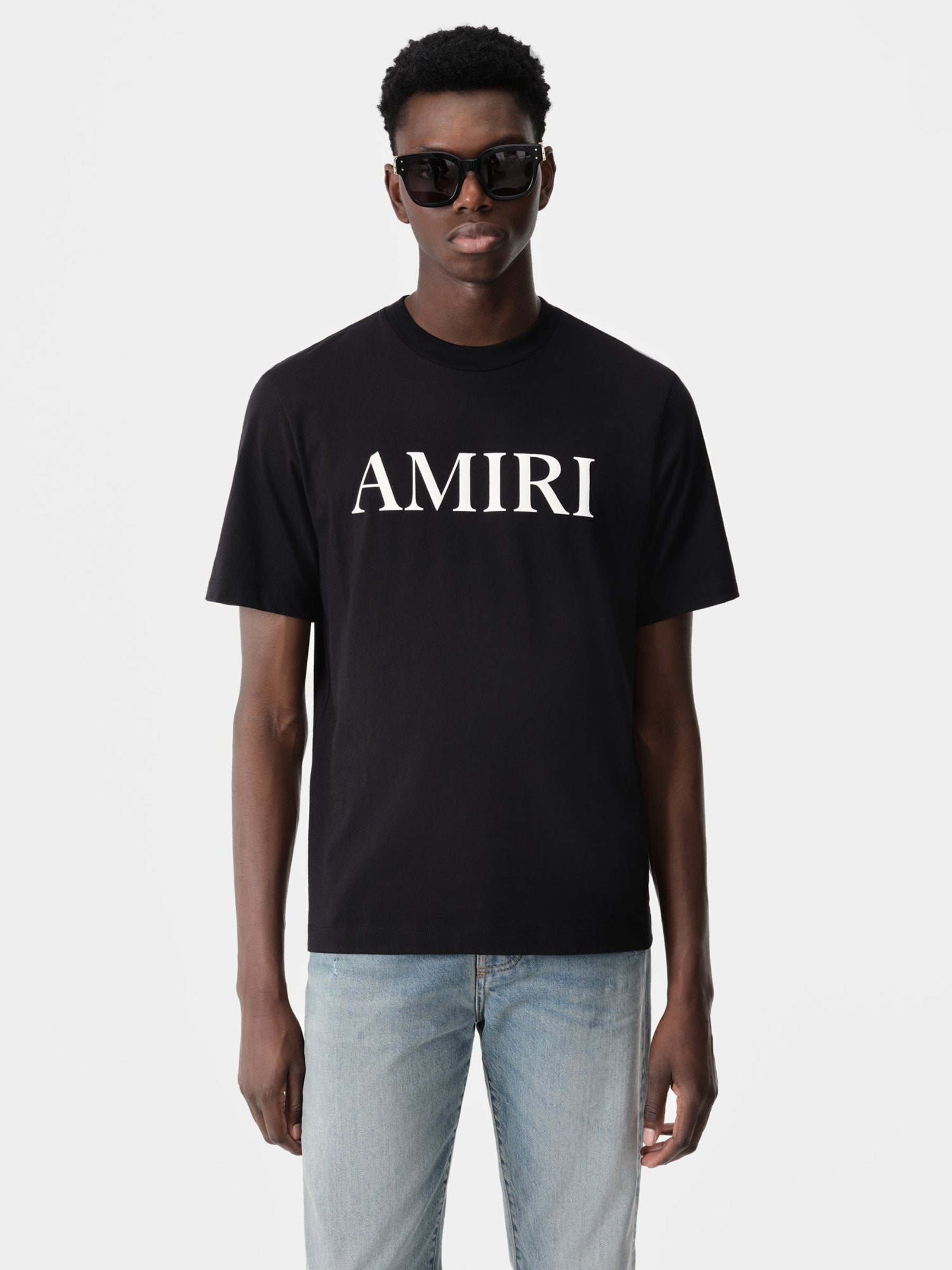 Amiri Hombre Barcelona Camiseta Logo Algodón color Negro sku 553-004411 01 - Foto 2