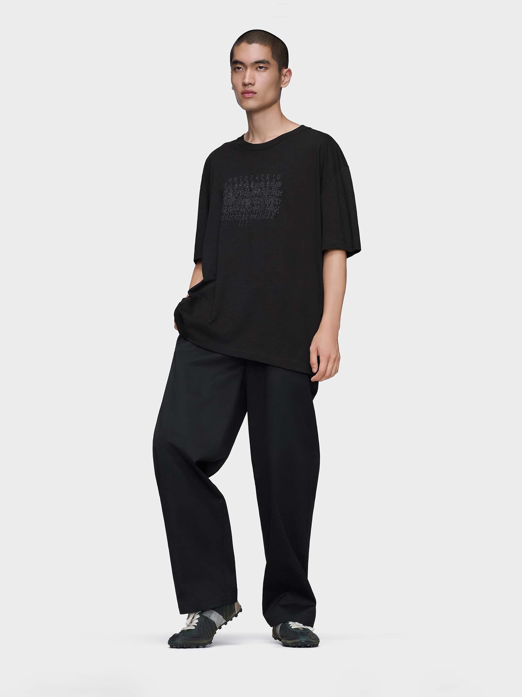 Maison Margiela Hombre Barcelona Camiseta Gráfica Algodón color Negro sku 553-004554 01 - Foto 2