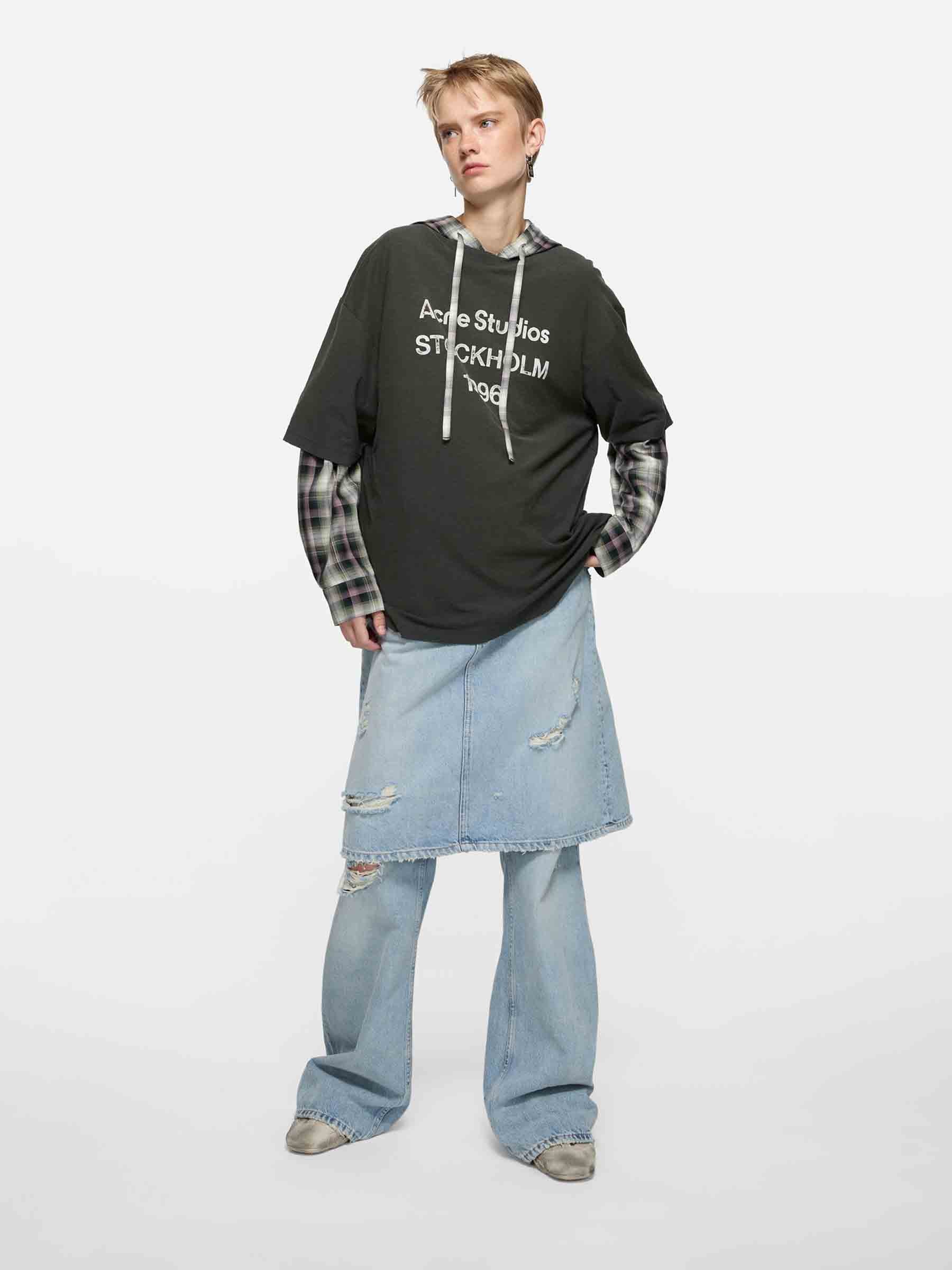 Acne Studios Hombre Barcelona Camiseta Cuello Redondo color Negro sku 553-004589 03 - Foto 2