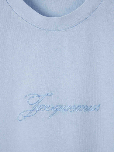 Jacquemus Hombre Barcelona Camiseta Pigmento color Azul Celeste sku 553-004681 01 - Foto 3